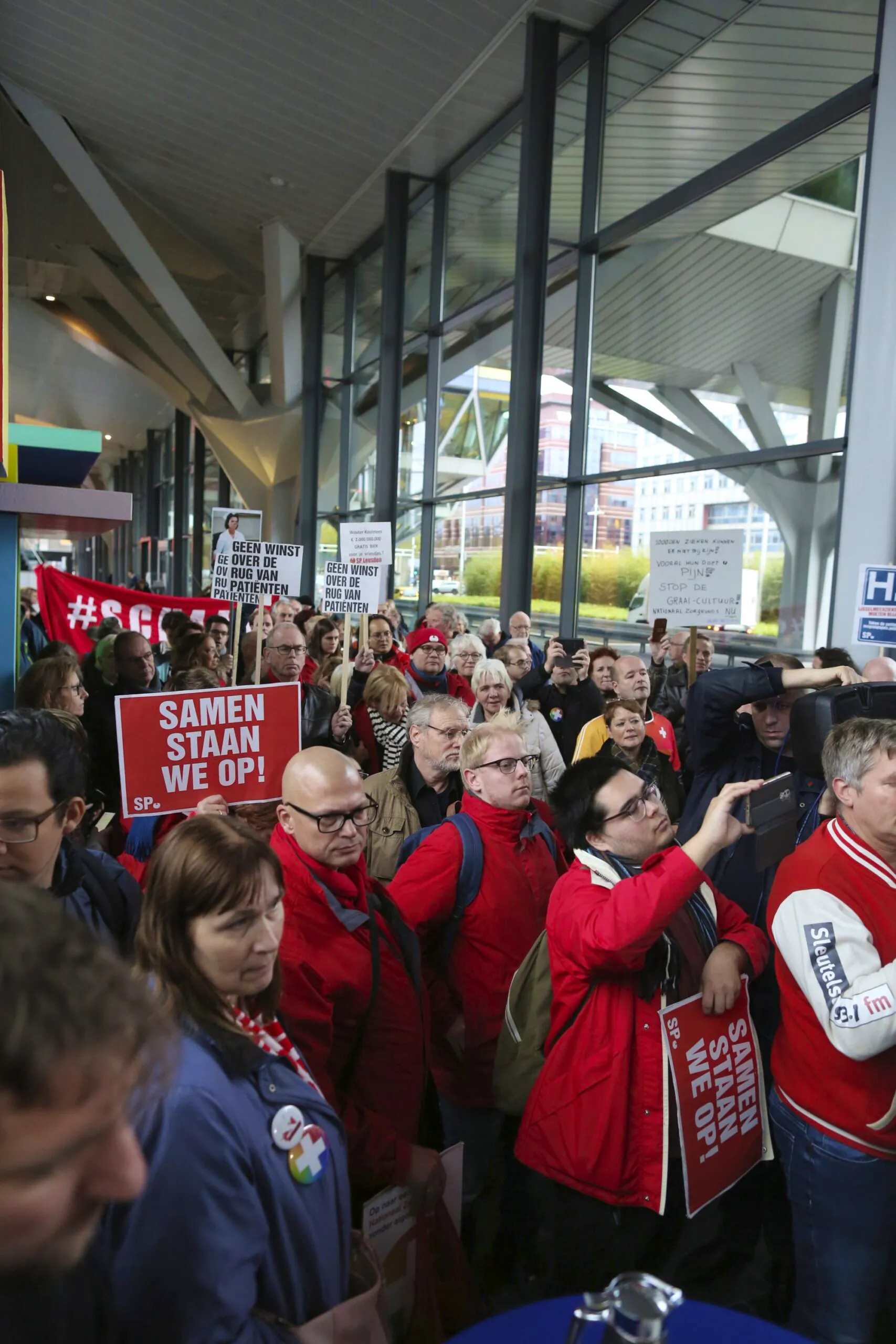 Afbeelding protest red de zorg