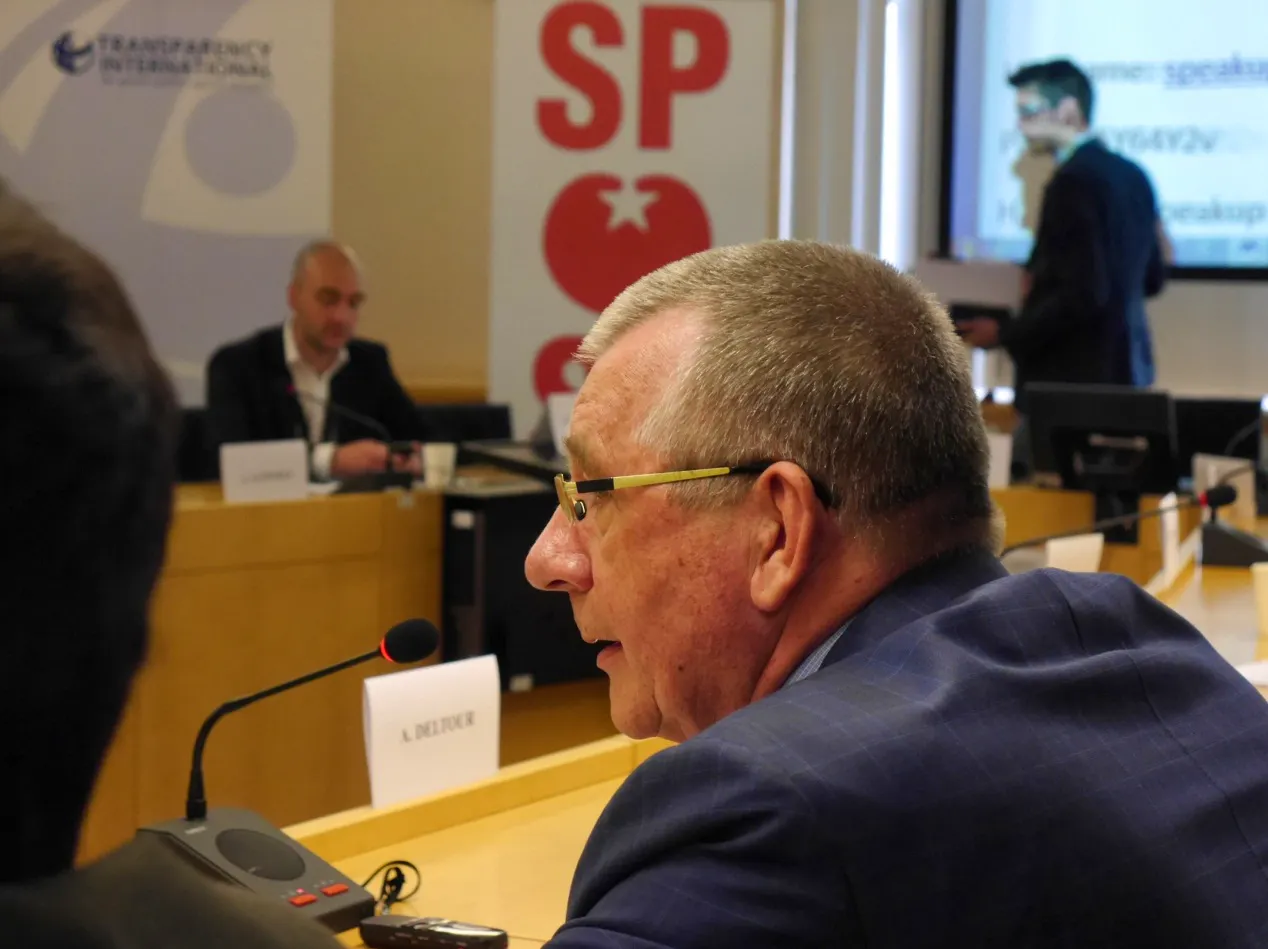 Afbeelding protest red de zorg