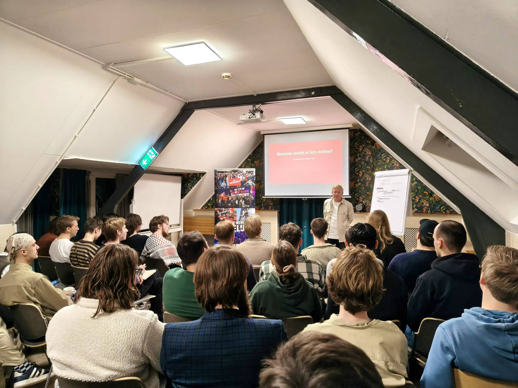 Gezelligheid en inspiratie: Bijna 50 jongeren samen in Arnhem.