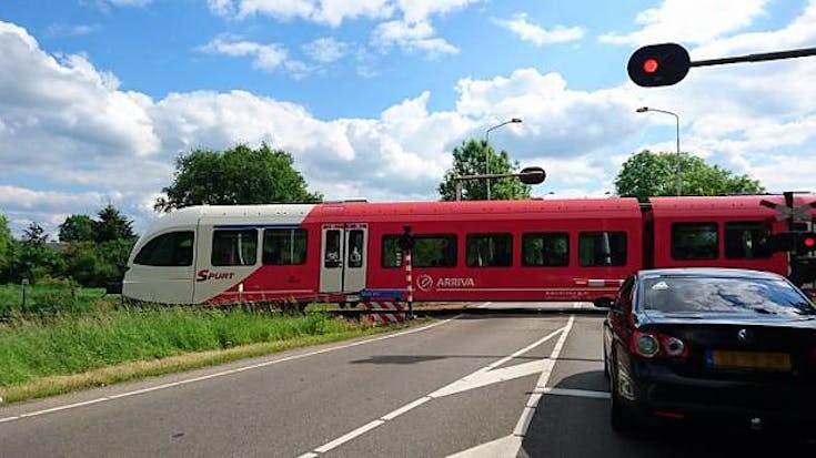 Geef ons openbaar vervoer weer aan het volk