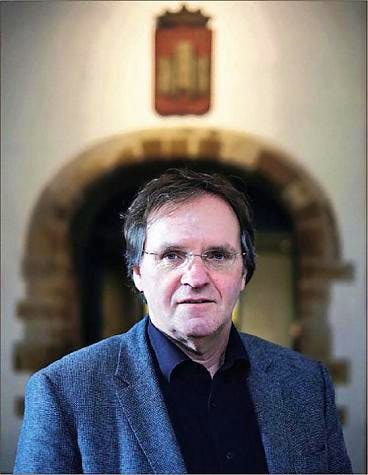 Burgemeester Kees Luesink overleden