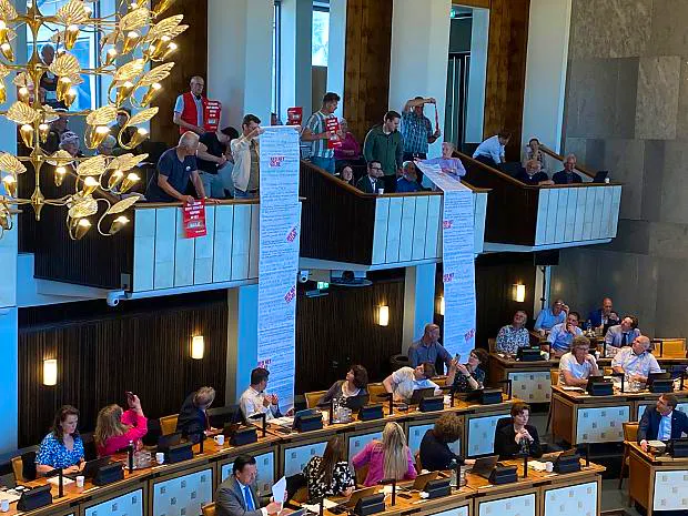 Afbeelding protest red de zorg