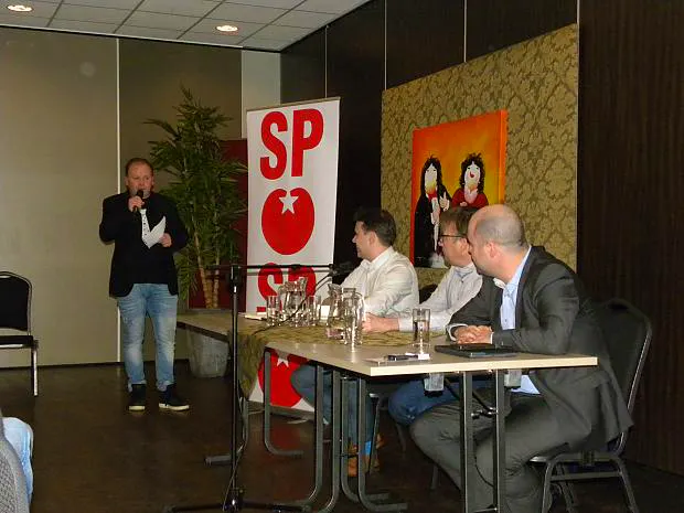 Afbeelding protest red de zorg