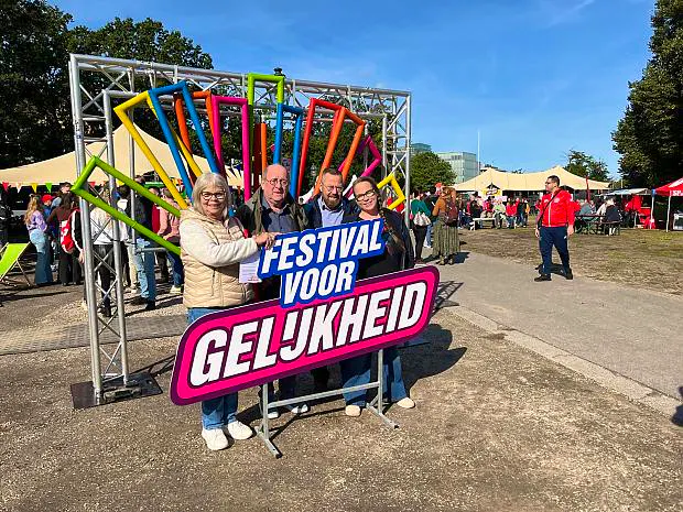 Afbeelding protest red de zorg