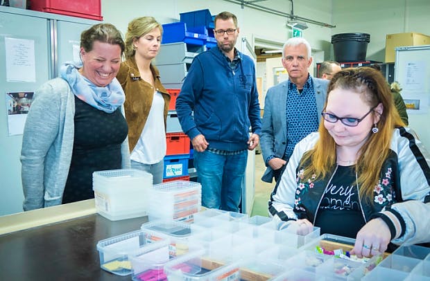 SP-Gedeputeerde op bezoek bij De Risse en Werk.Kom