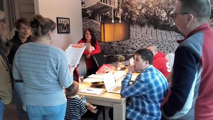 Fanatiek SP-team bijt zich vast in Wieërter Kwis