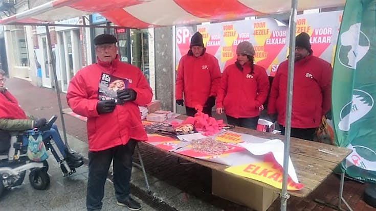 SP'ers trotseren de maartse sneeuwstorm