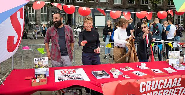 Afbeelding protest red de zorg