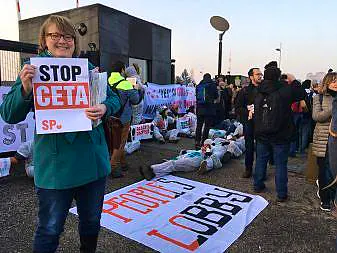 Afbeelding protest red de zorg