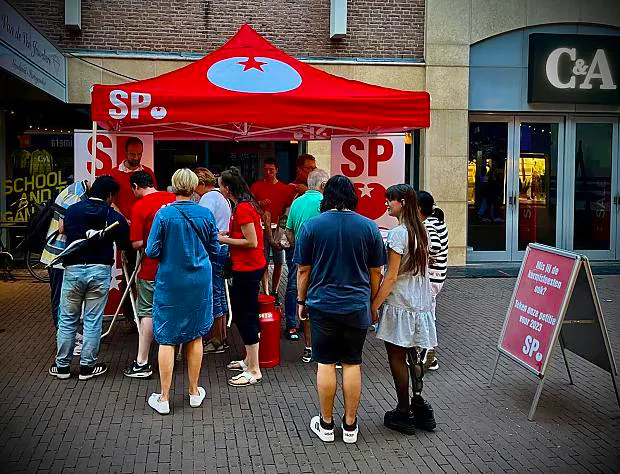 Afbeelding protest red de zorg