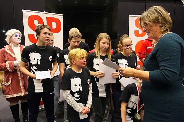 Afbeelding protest red de zorg
