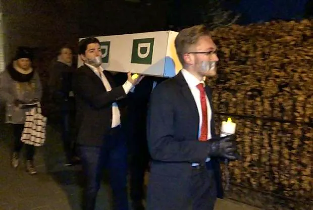 Afbeelding protest red de zorg