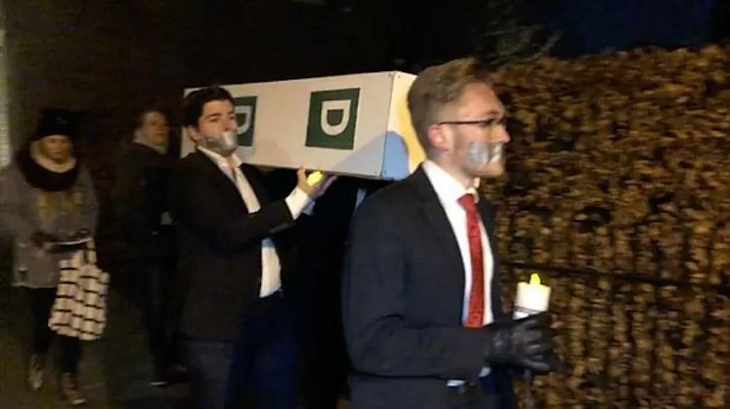 Afbeelding protest red de zorg
