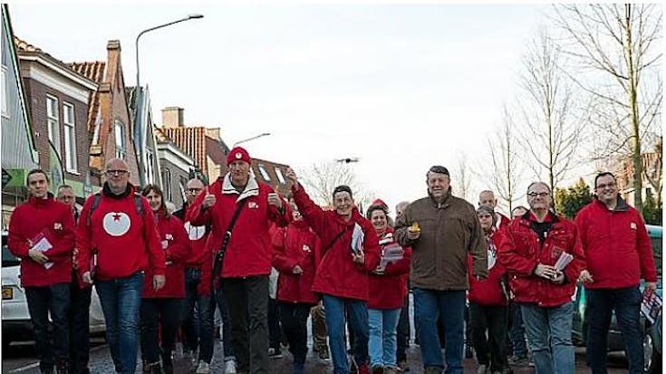 Start Verkiezingscampagne meerdere SP afdelingen in Schagen: De buurt in en bewoners spreken over woningnood en schrappen buslijnen