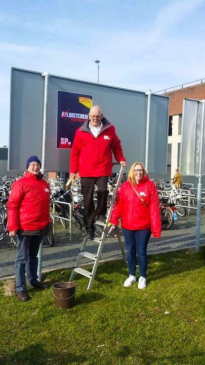 SP Heerhugowaard plakt tégen de sleepwet