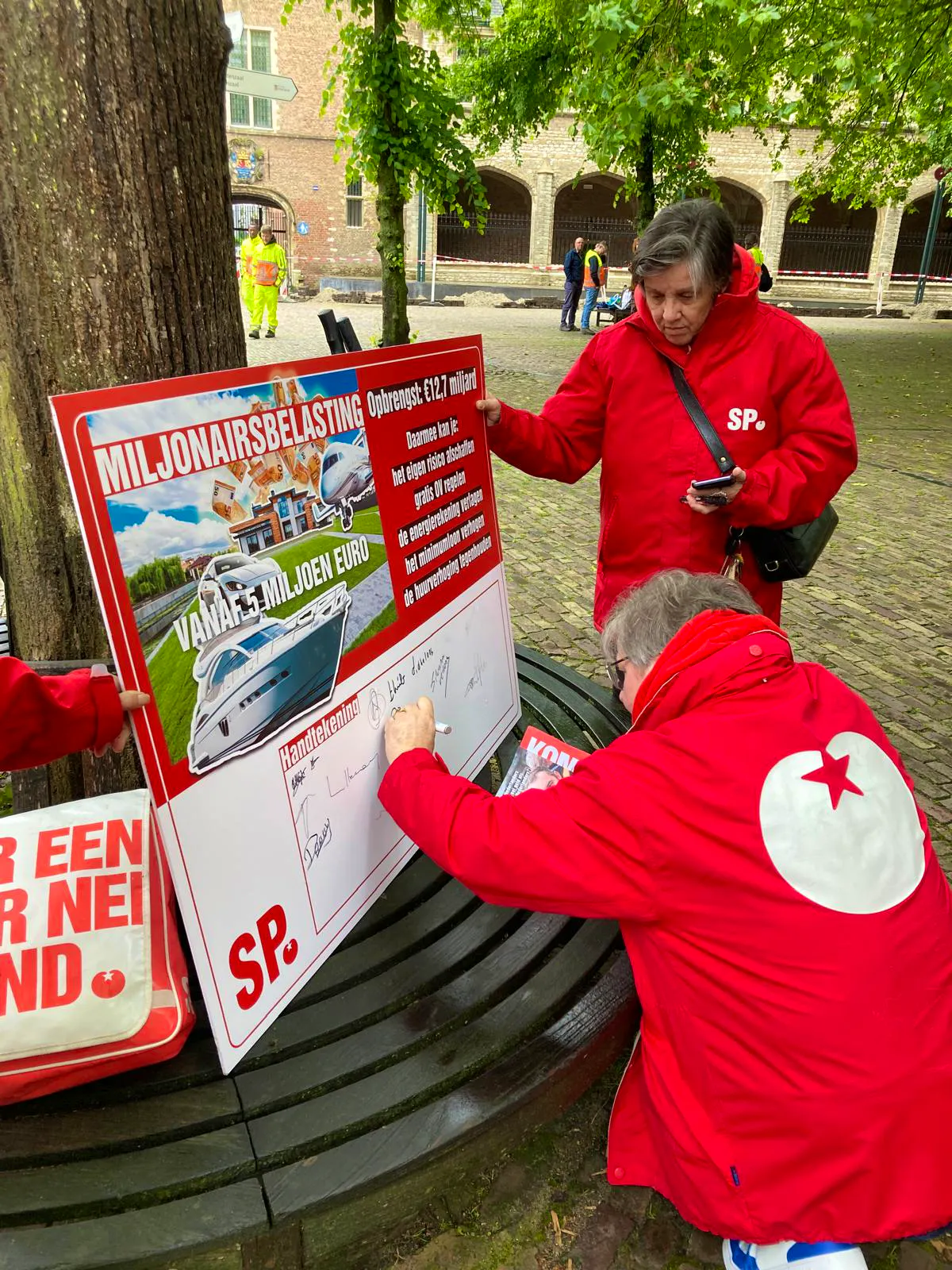Afbeelding protest red de zorg