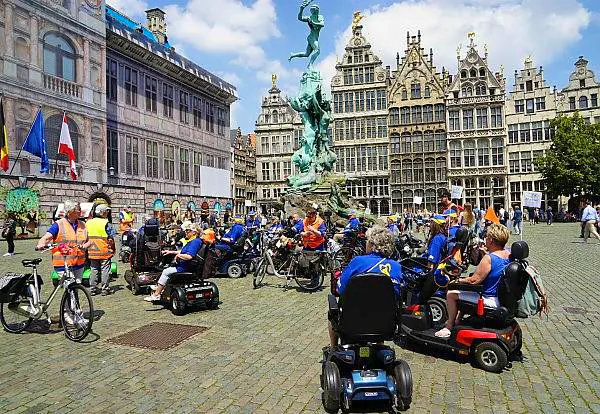 Afbeelding protest red de zorg
