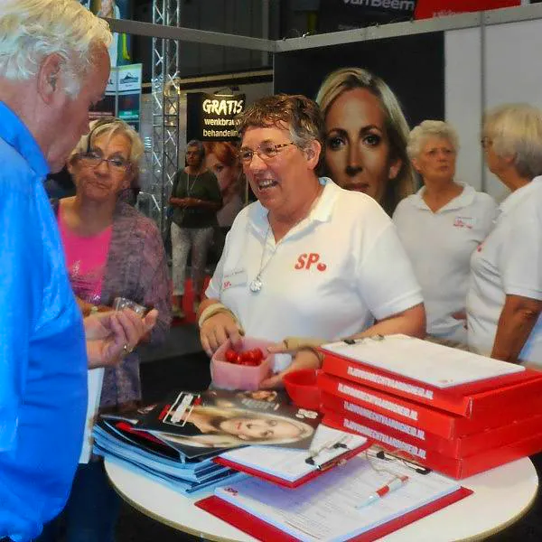 Afbeelding protest red de zorg