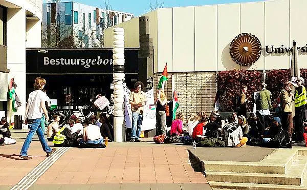 Afbeelding protest red de zorg