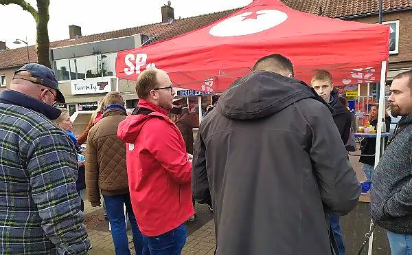 Afbeelding protest red de zorg