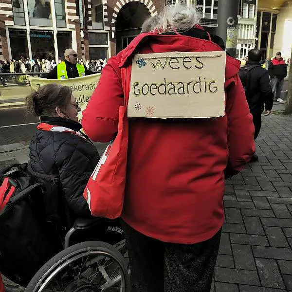 Afbeelding protest red de zorg