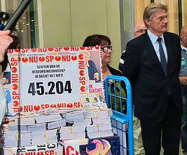 Afbeelding protest red de zorg