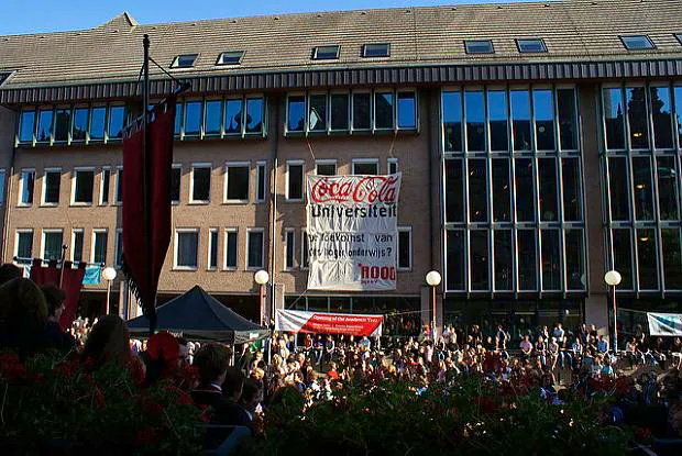 Afbeelding protest red de zorg