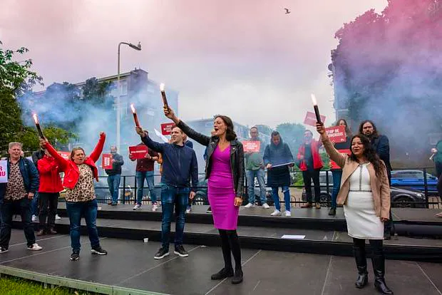 Afbeelding protest red de zorg