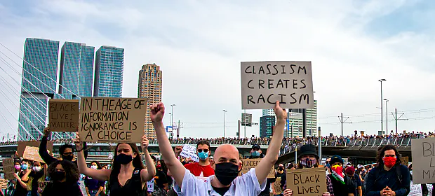 Afbeelding protest red de zorg